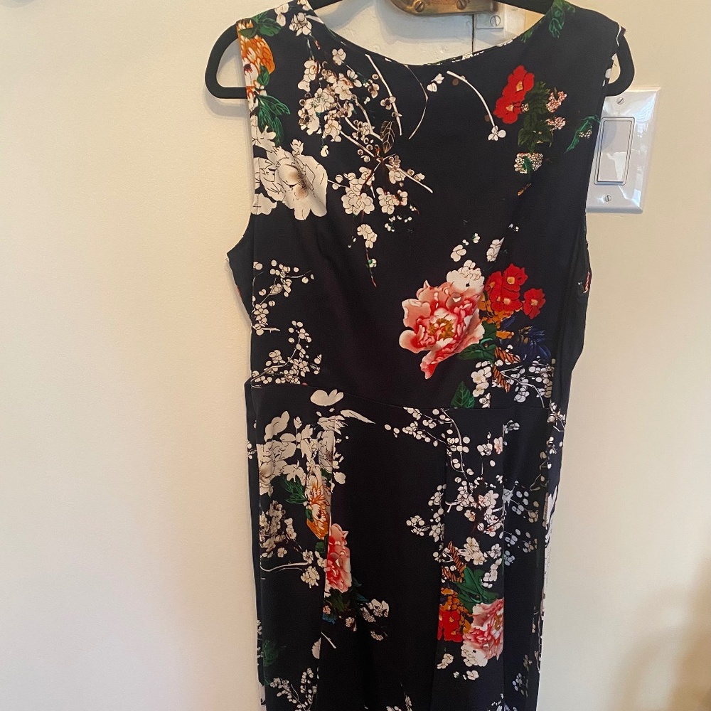 Ladies summer dress